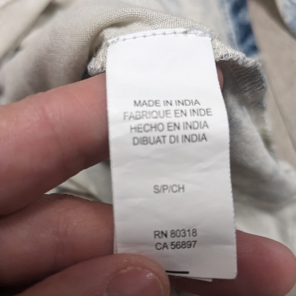 Lucky Brand Blue White Floral Top Open Arm Detail - Picture 8 of 9